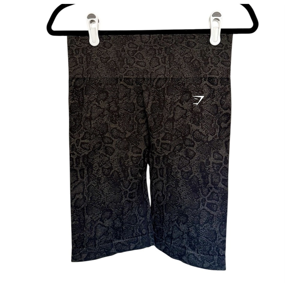 Gymshark Biker Shorts Black Gray Animal Print Stretch Breathable Size Large